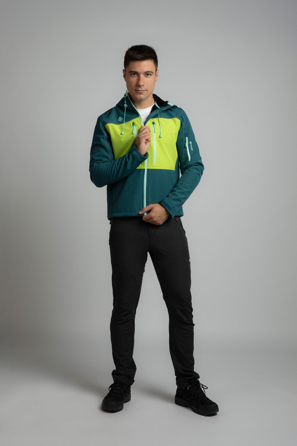 CHAQUETA DE SOFTSHELL KONKA