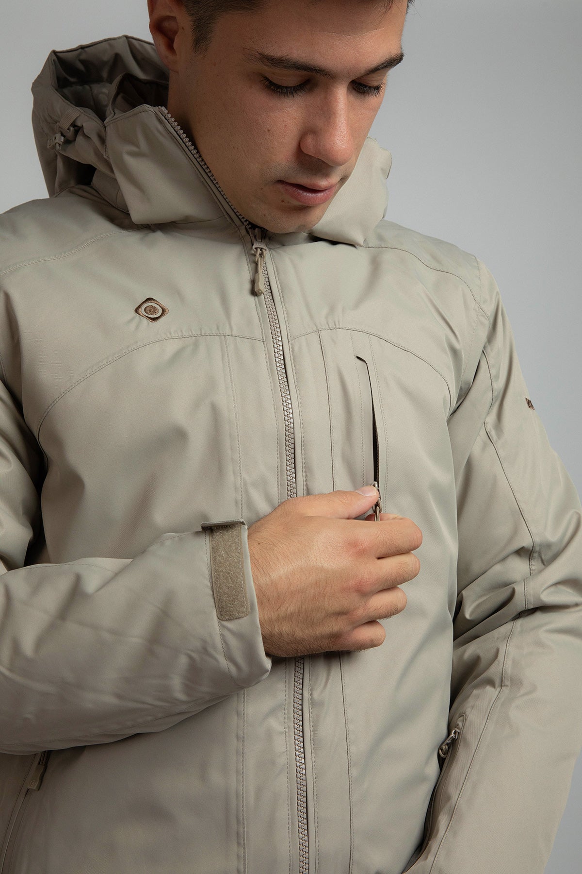 CHAQUETA DE FIBRA IMPERMEABLE NALUNS M