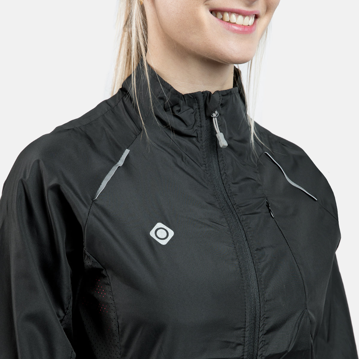 CHAQUETA CORTAVIENTOS LIGERA ISONA II