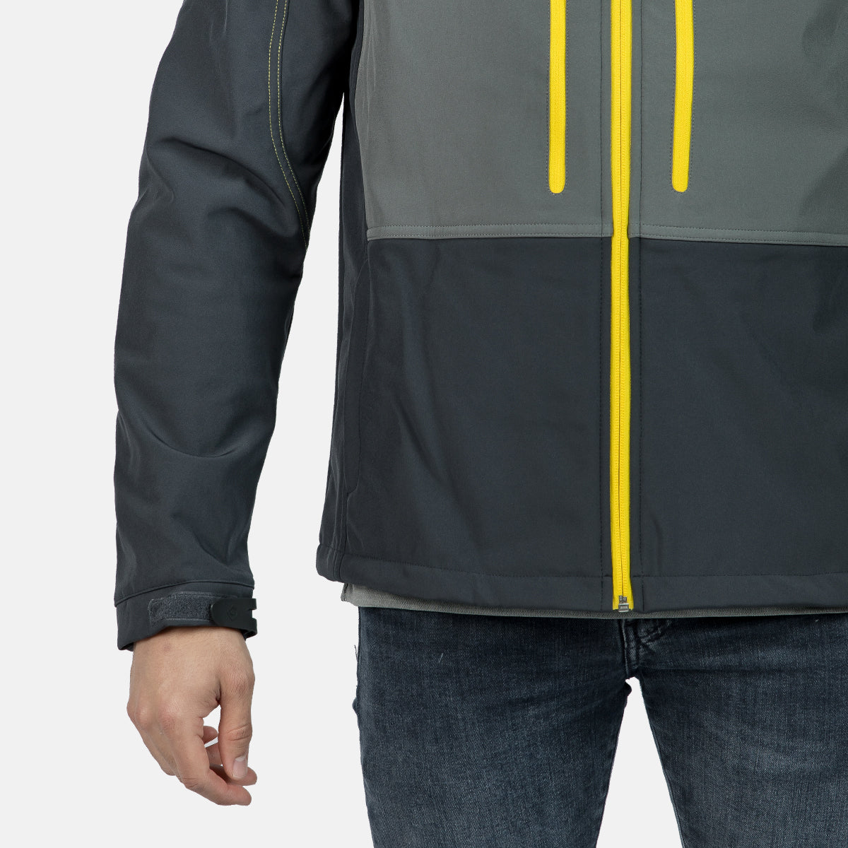 CHAQUETA DE SOFTSHELL KONKA