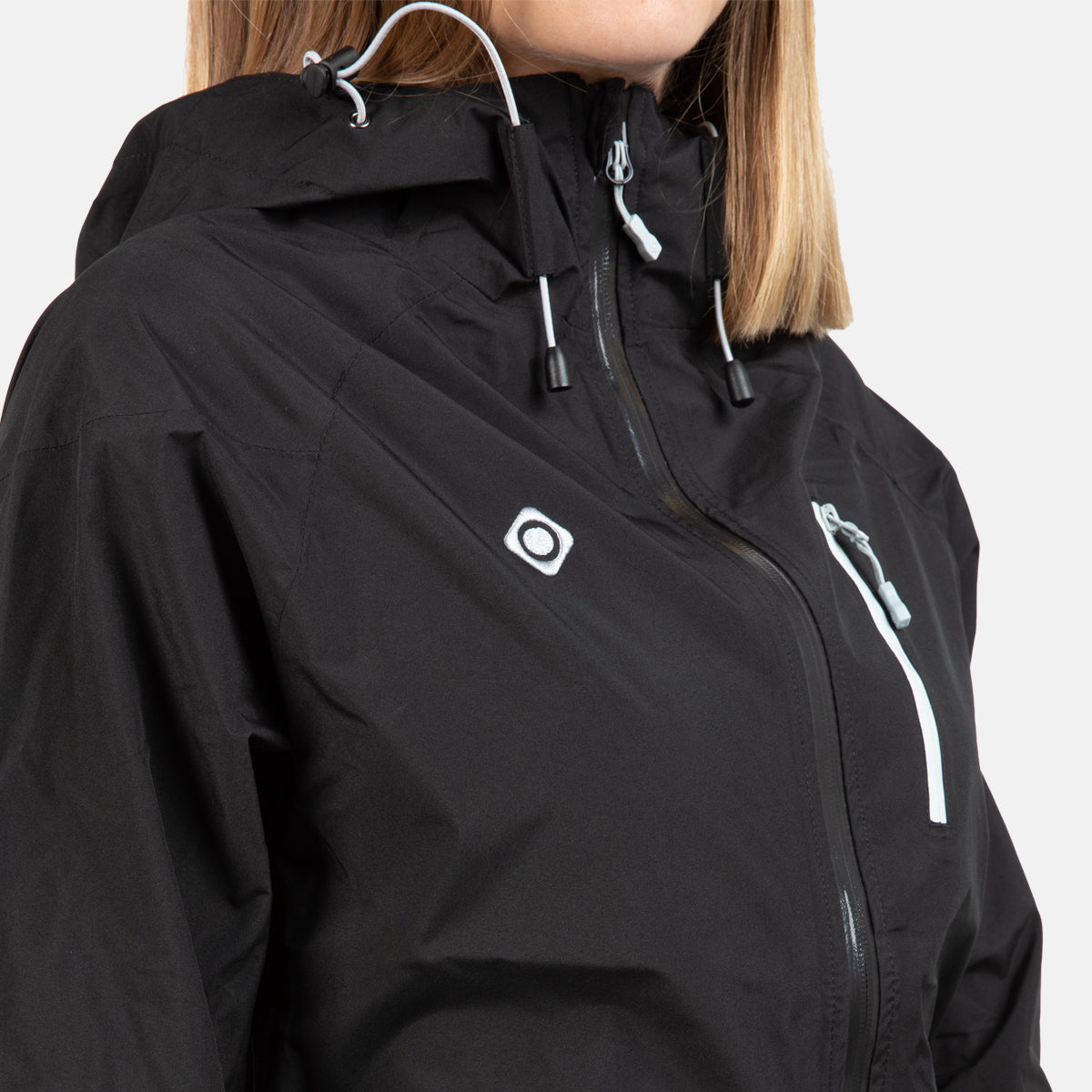 CHAQUETA IMPERMEABLE KARAKO W